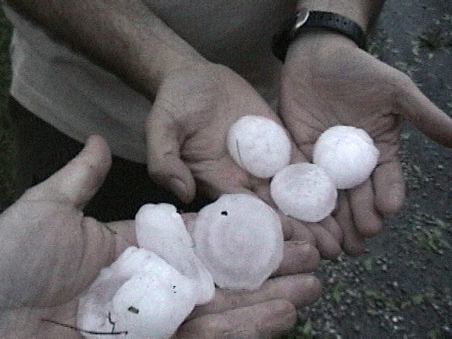 Healdton, OK Large Hail 5-19-03 